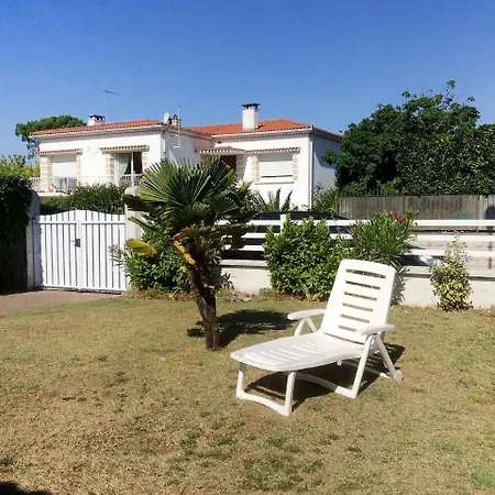 Holiday Home Angoulaªme *